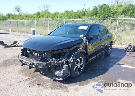 2016 Honda Accord Lx z USA, uszkodzony, nr VIN 1HGCR2F38GA093047